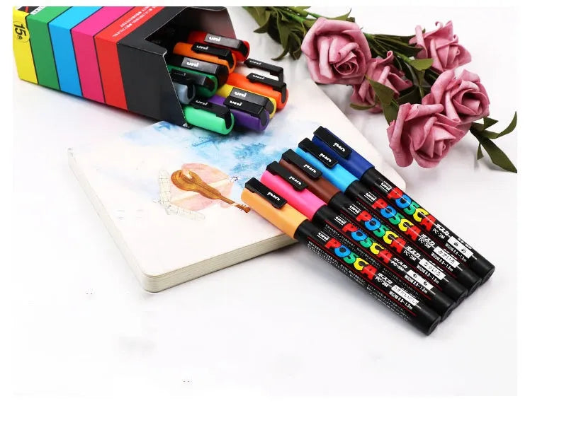 Doodle acrylic marker 8 colour set with 0.9 mm tips in a plastic case.
