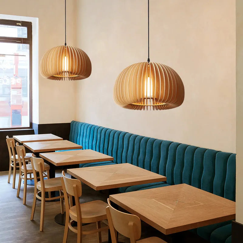 Retro Japanese style simple chandelier made of iron in 30 cm diameter for bedroom or bar