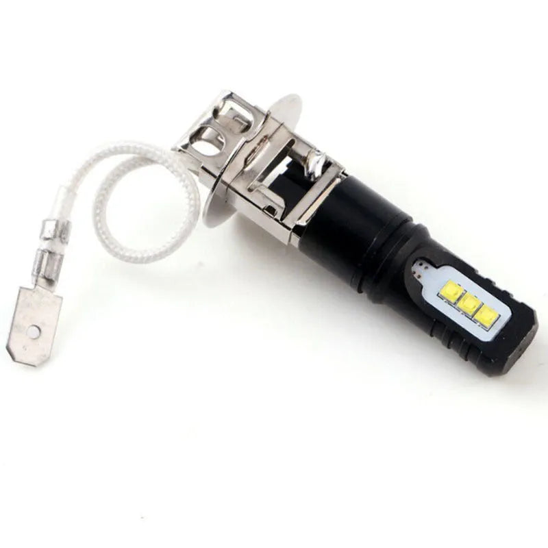 Aluminium car fog light bulb with white 6500K light for H1 and H3 vehicle sockets