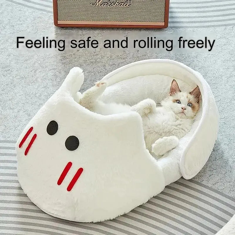 Portable plush pet bed with round cover and mattress in 2-in-1 design for cats and small dogs