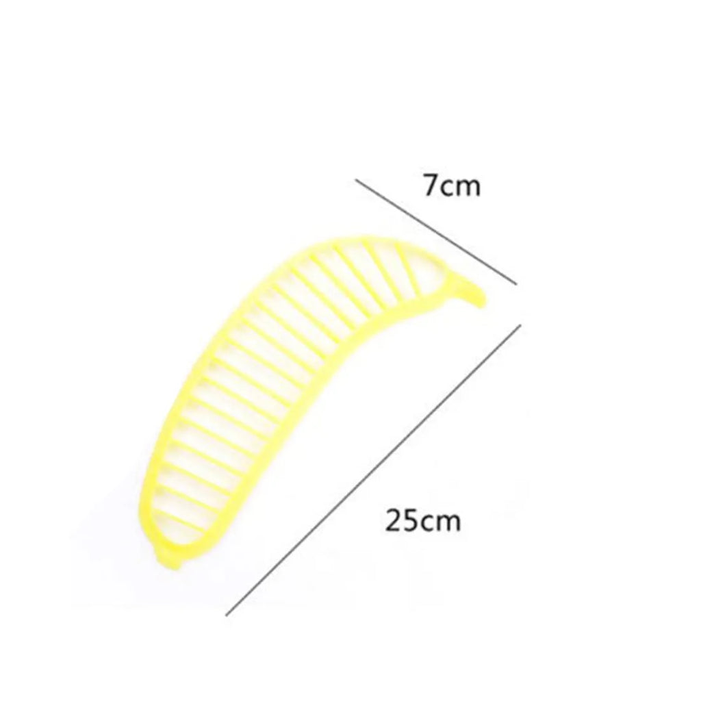Yellow banana cutter made from food grade PP, approx. 25 x 7 x 1.4 cm, for slicing a whole banana in one motion