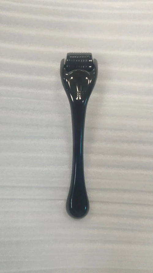 540 micro needle derma roller with mechanical design in various handle and wheel colour combinations