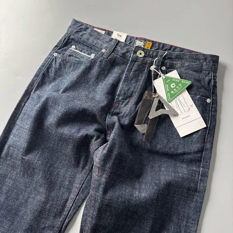 Men's straight leg American retro jeans in primary colour, showing mid-waist fit on a size chart.