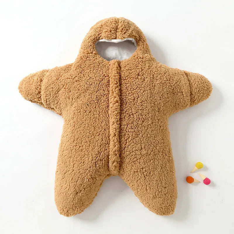 Starfish lamb velvet pattern baby sleeping bag with hood and zipper for newborns