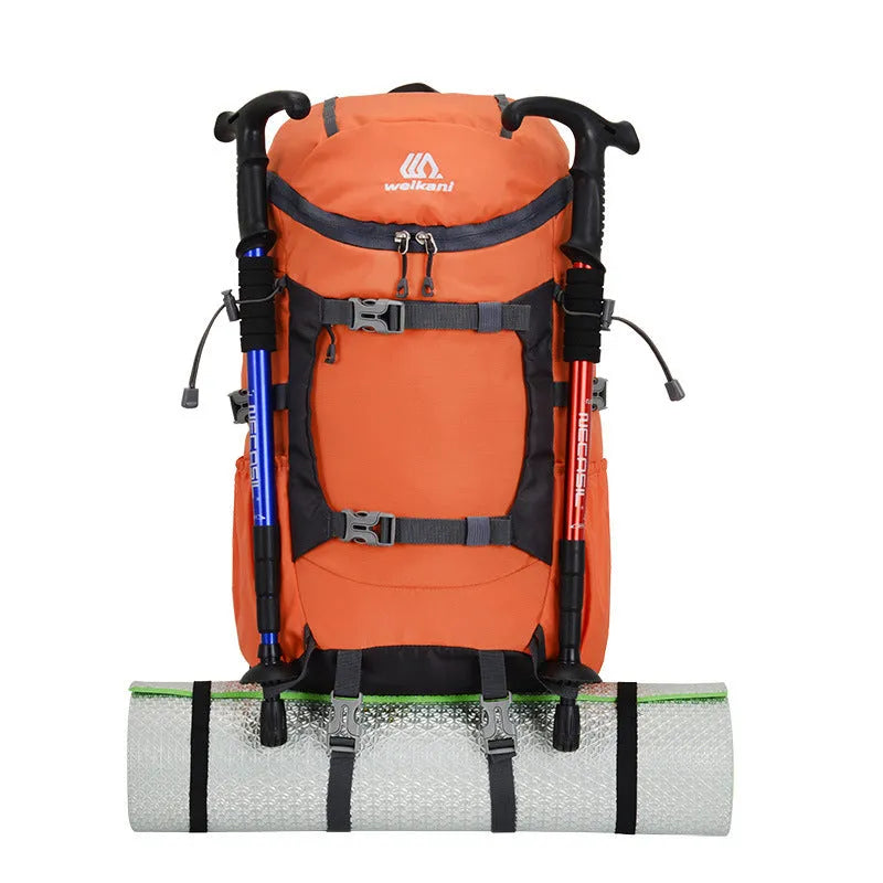 30L Oxford cloth hiking backpack in Army Green with curved shoulder straps and SOS whistle