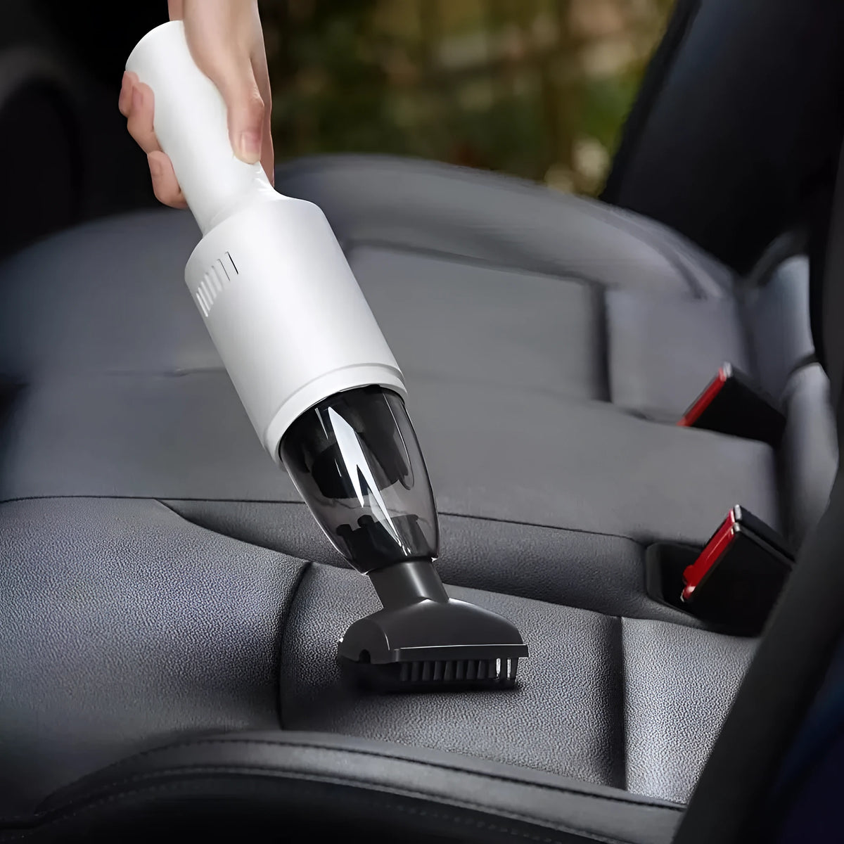 Car vacuum cleaner 7000PA in black standard with LED light and lithium batteries