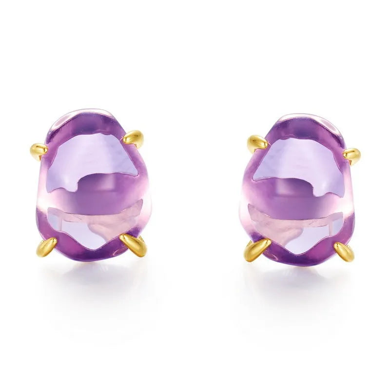 Natural powder amethyst stud earrings in 925 silver with four-claw setting and electroplated finish, one pair