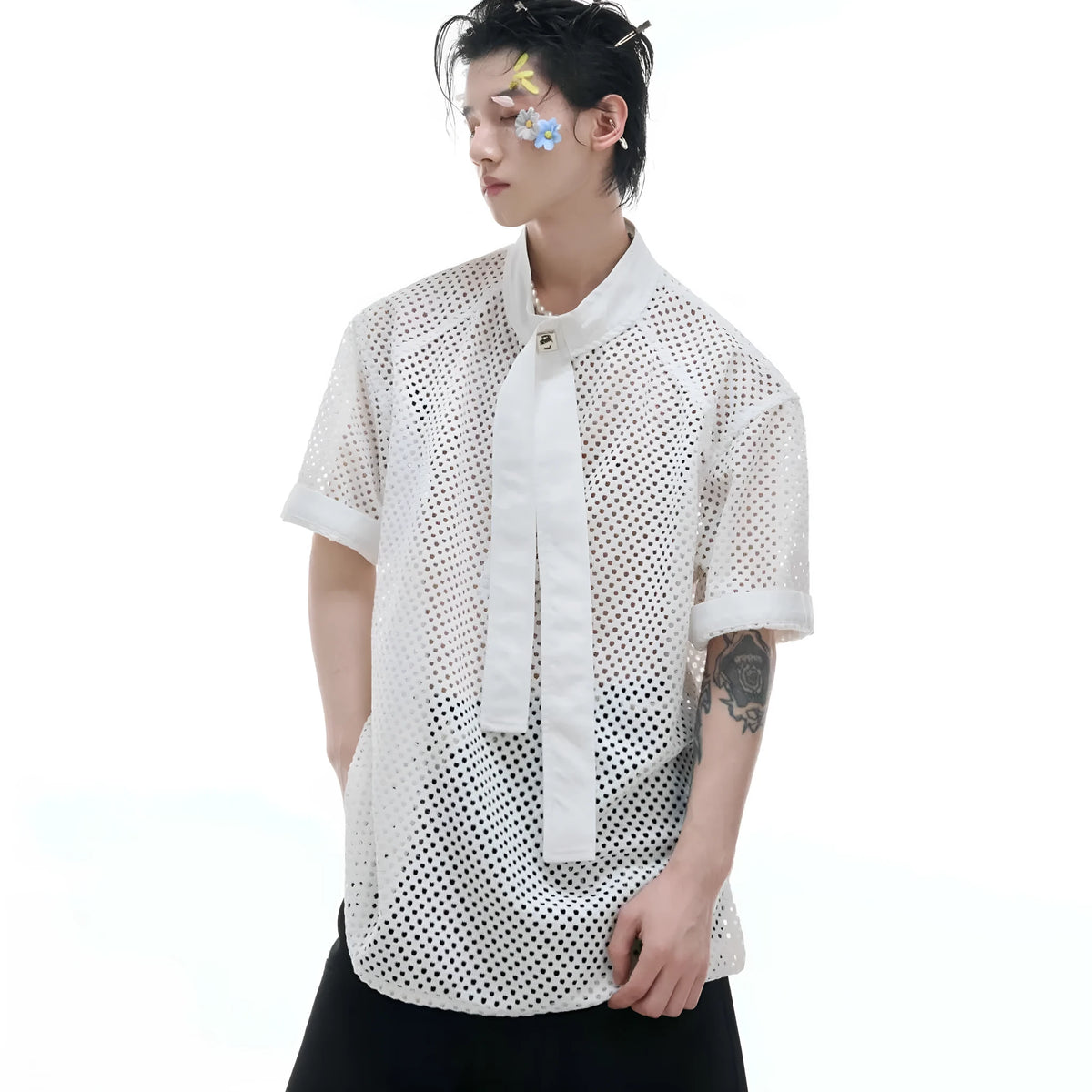 Men's loose short sleeve t-shirt with tie stitching and metal tassel, nylon spandex, black white blue, M L XL