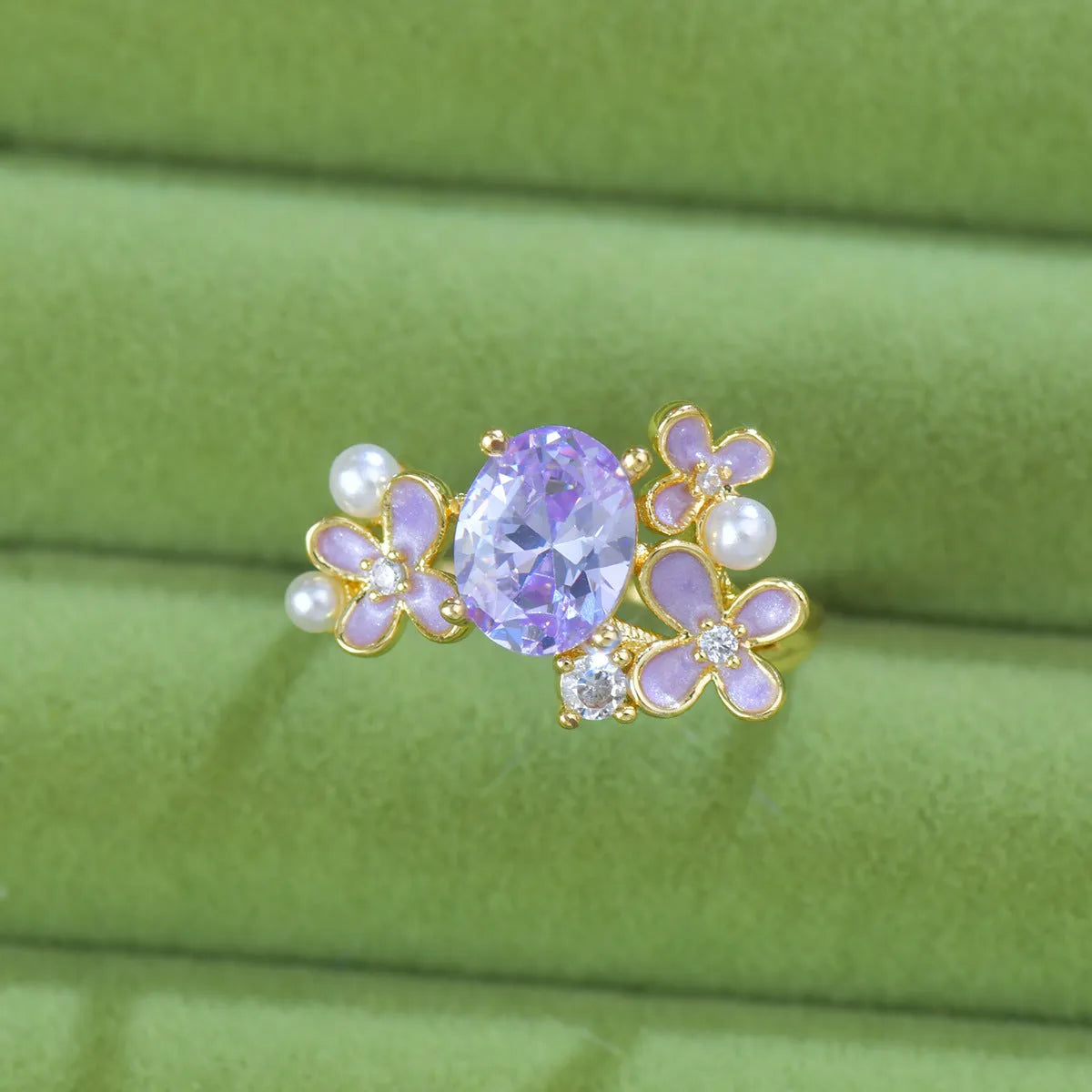 Women's flower pearl zircon open ring showing adjustable opening and electroplated metal construction