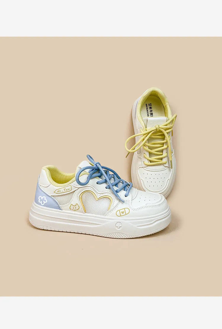 Meow Rabbit Sea Salt Cheese coloured mesh sneakers for children with lace-up closure and cross straps.