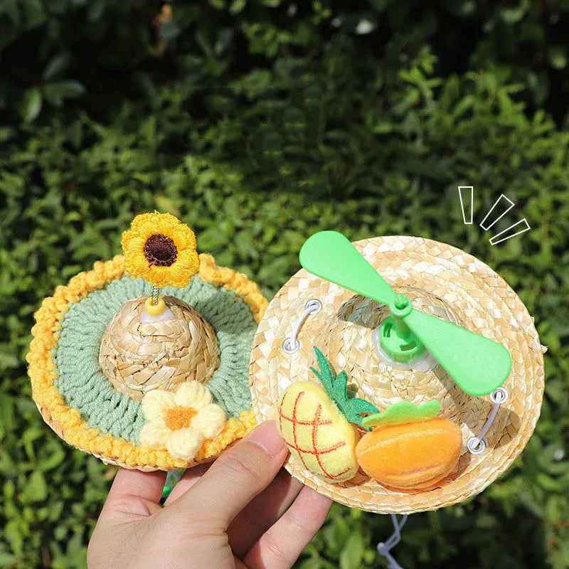 Decorative pet hat in mixed cloth and grass, available in S 13cm and M 15cm sizes for cats and small dogs