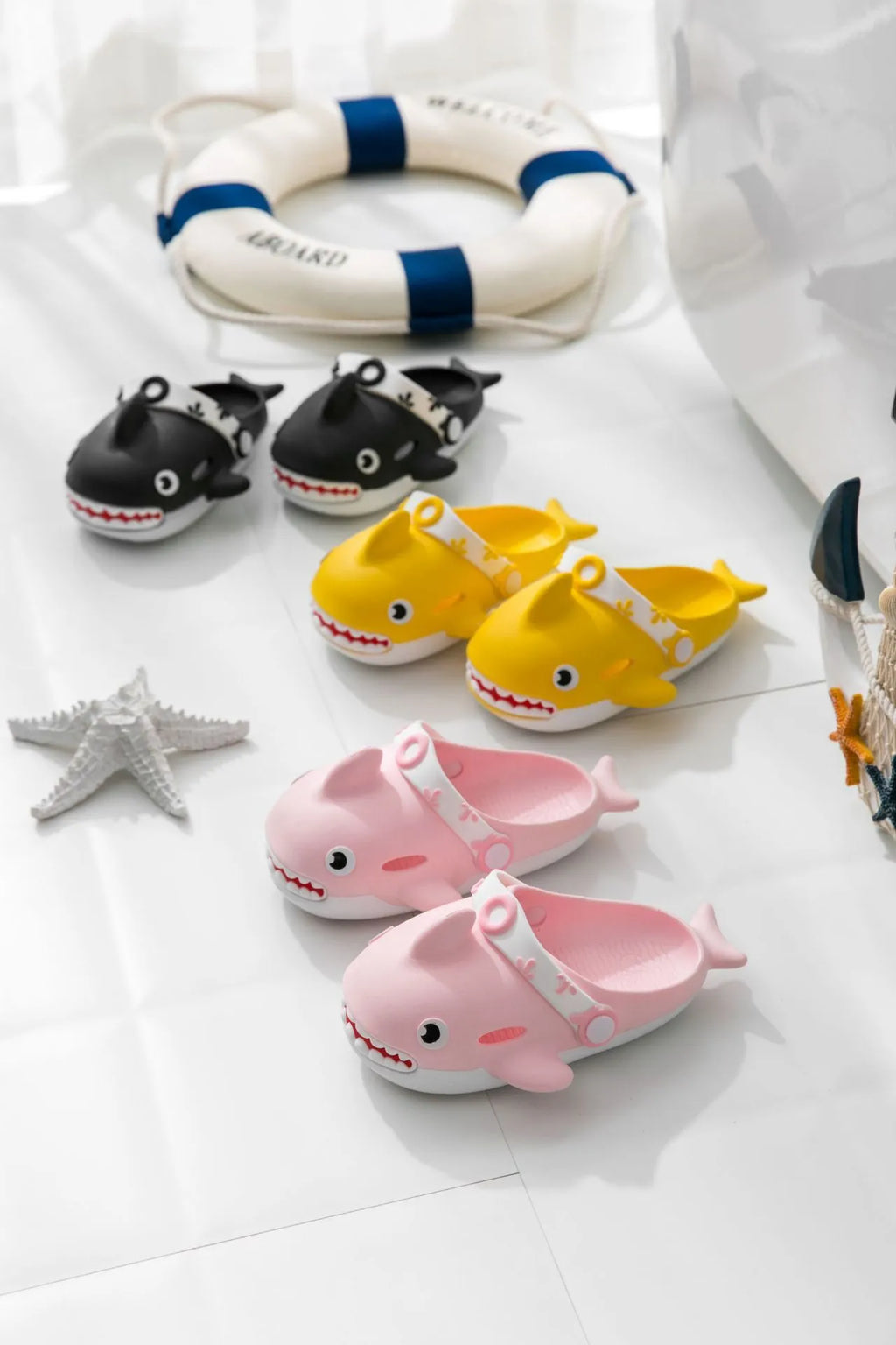 Unisex PVC summer bathroom slippers in black, blue, green, pink, yellow, sizes 24-45
