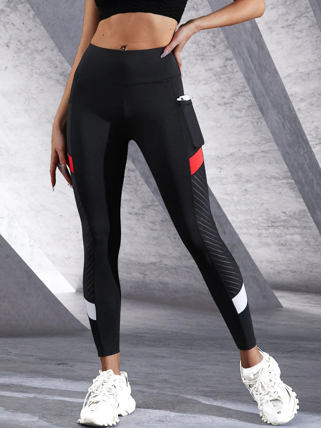 Black super stretch cropped yoga pants with mesh pocket for women, tight fit hip improve design