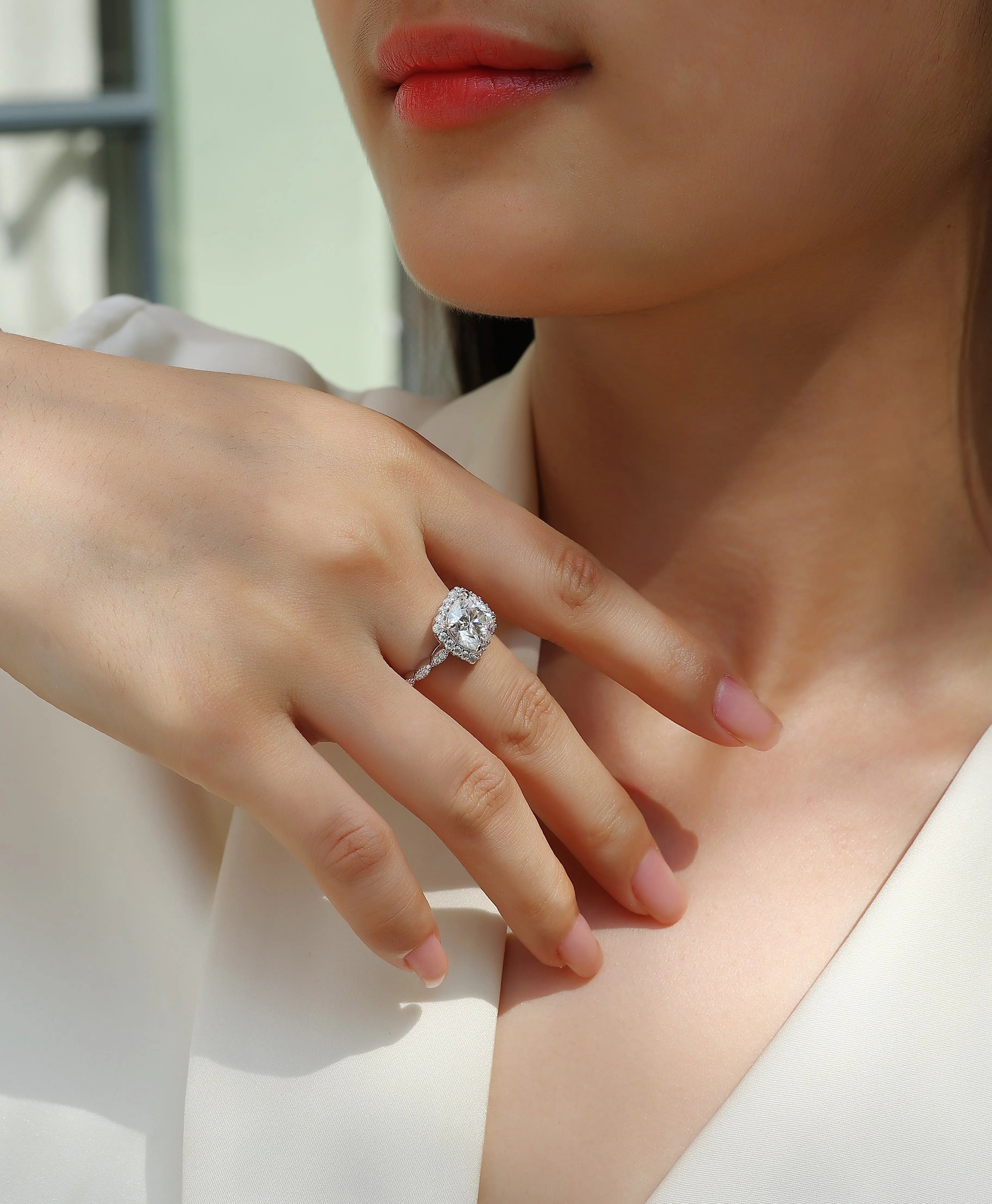 Square moissanite wedding ring, platinum plated S925 silver, 8.5mm stone, in gift box with GRA certificate