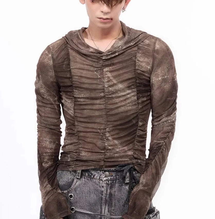 Boy wearing a lightweight ice silk printing pleating bottoming shirt in picture colour.