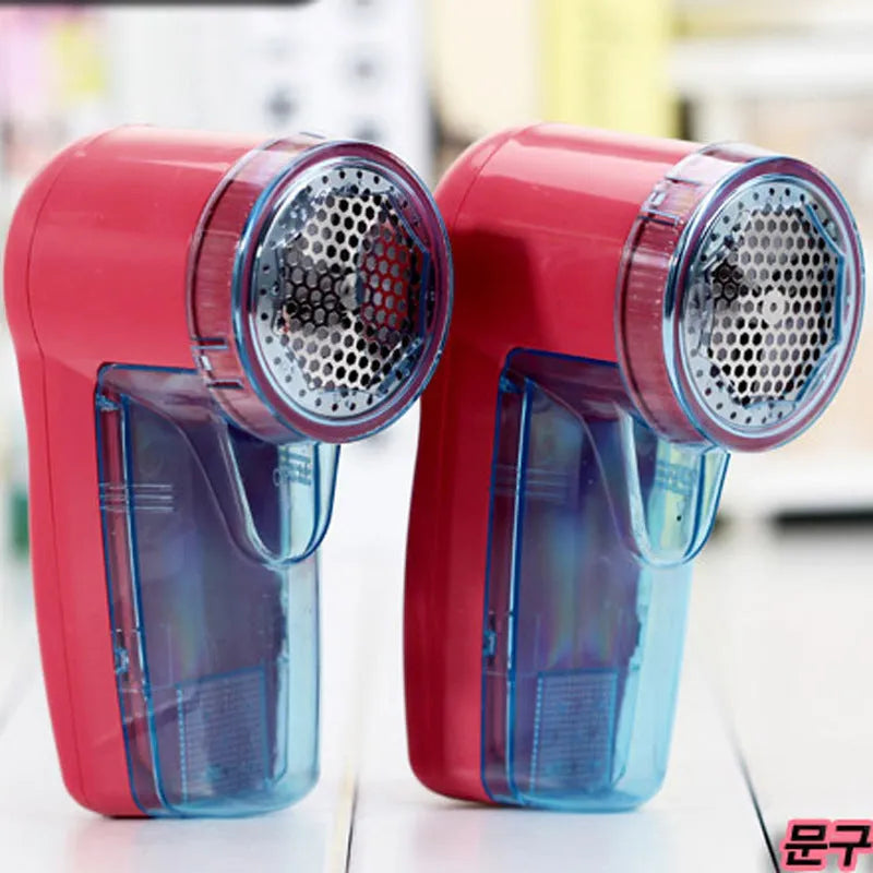 Portable electric lint remover device for removing pills from sweaters and fabrics