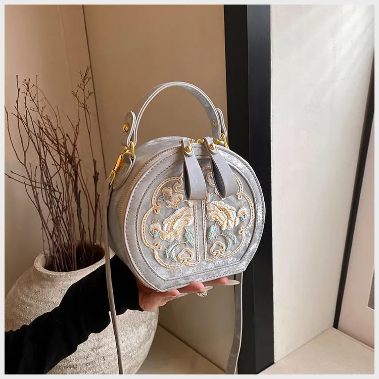 Chinese embroidery messenger bag in PU leather with square shape and adjustable shoulder strap