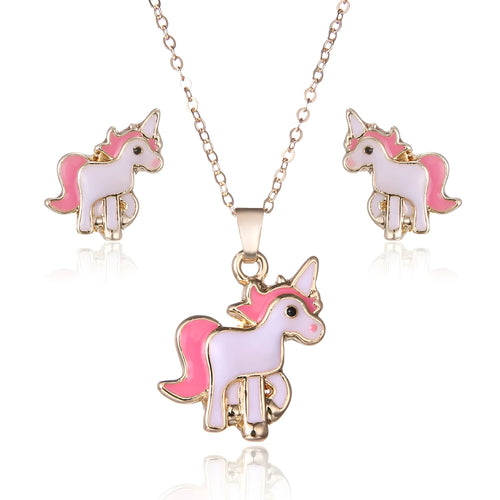 Alloy pony pendant necklace with oil painting horse motif in gold finish on chain
