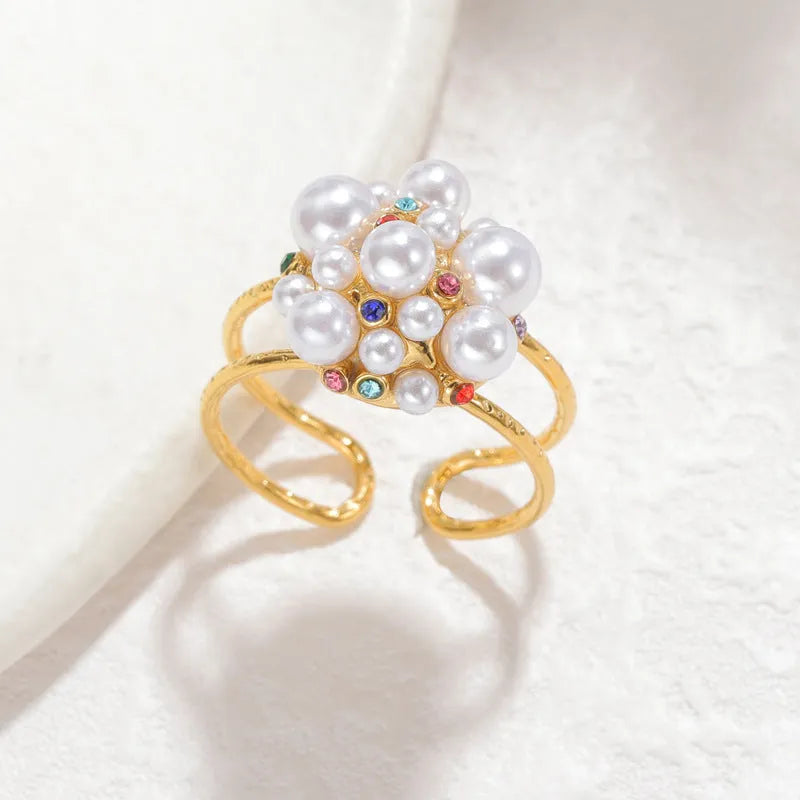 Women's adjustable gold-tone ring with zircon and freshwater pearl decorative elements