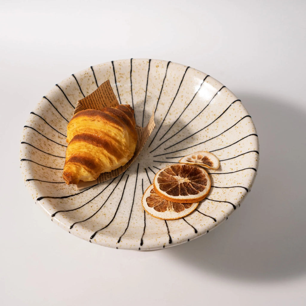 Black and white striped synthetic resin dessert plate for fruit or retro home decor