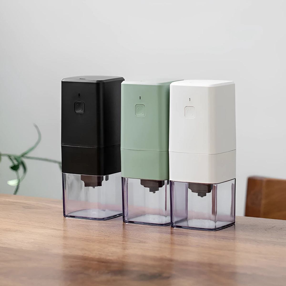 Square electric coffee bean grinder in black with USB-C cable, copper motor, 25-30g bean warehouse