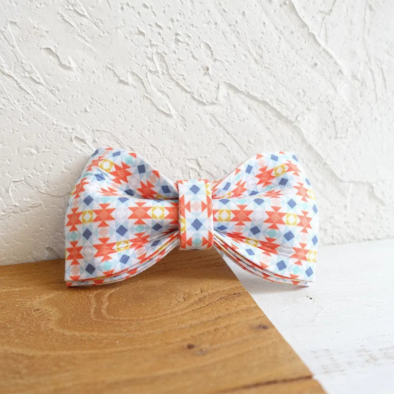 Dog bow collar with polyester traction rope and bow in Lantern colour, sizes XS to XL, 10-11cm length and 6cm width