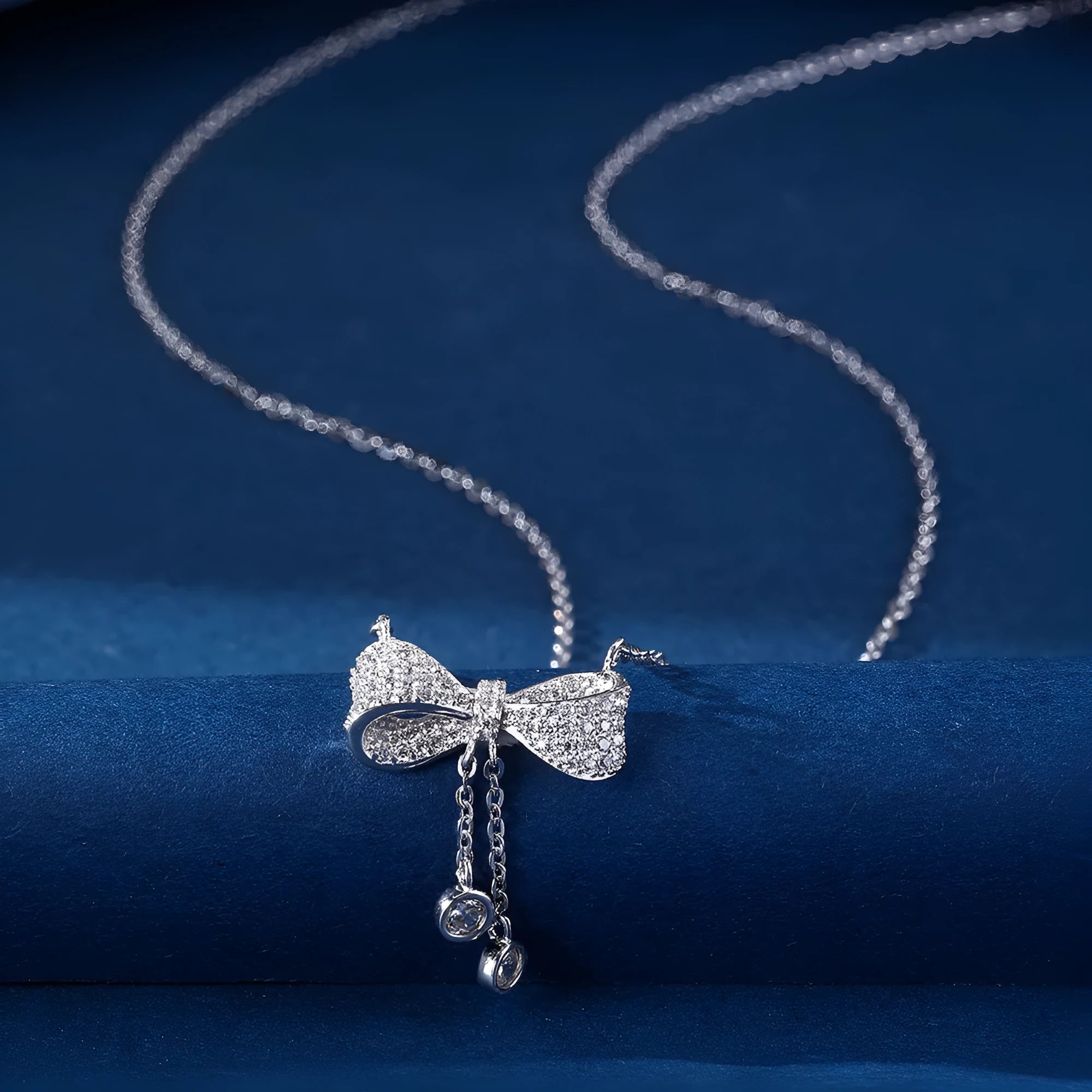 S925 sterling silver necklace with bow pendant on O-ring chain