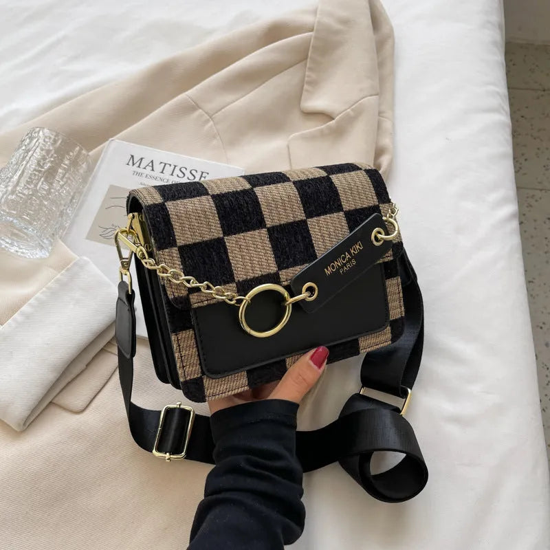 Fashion one-shoulder women's crossbody bag in woven fabric, 19x15x8.5cm, available in black, brown, and coffee