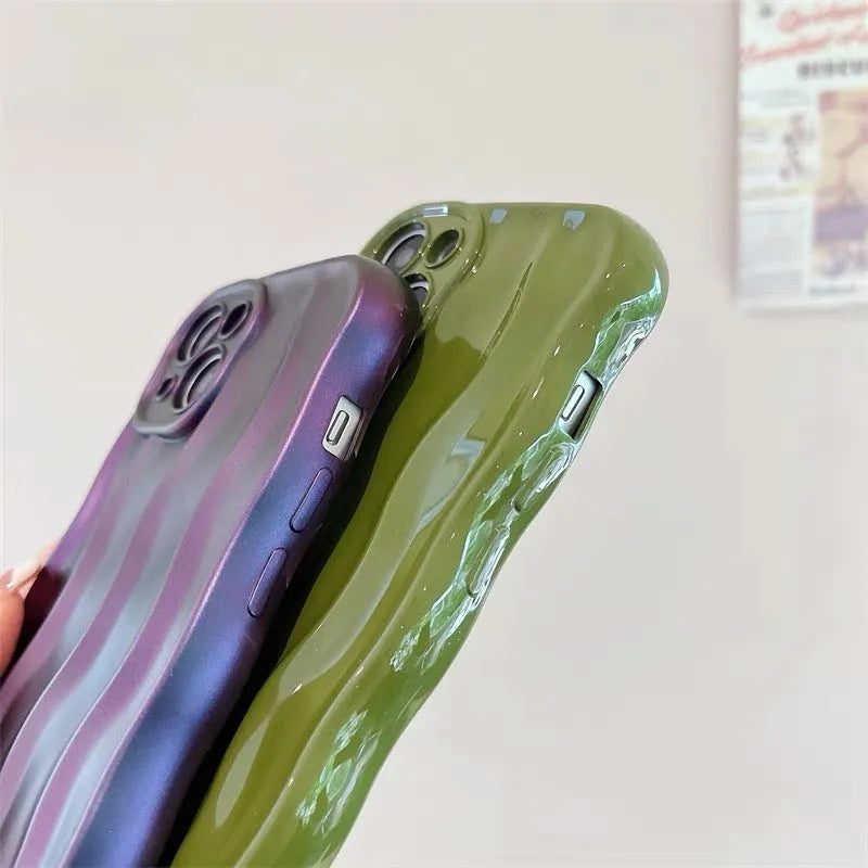 Silicone mobile phone case with water ripple texture for iPhone 17 series in wavy silver colour