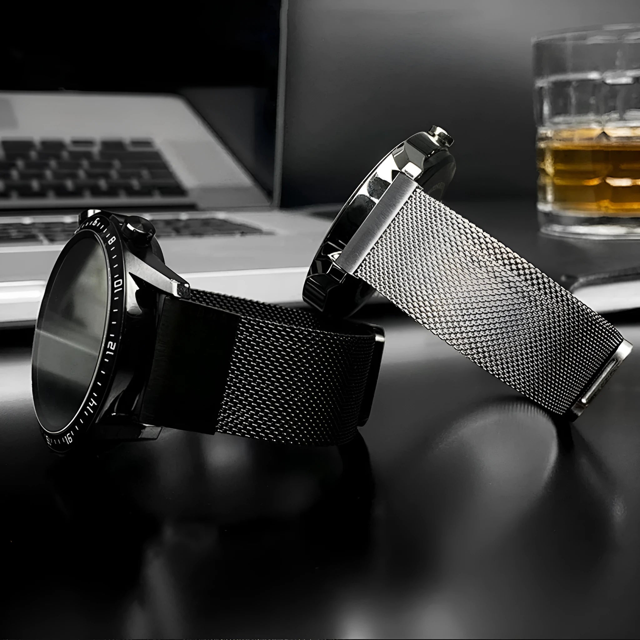Simple stainless steel card-style strap for Garmin Fenix watches in silver, black, gold, and rose gold.