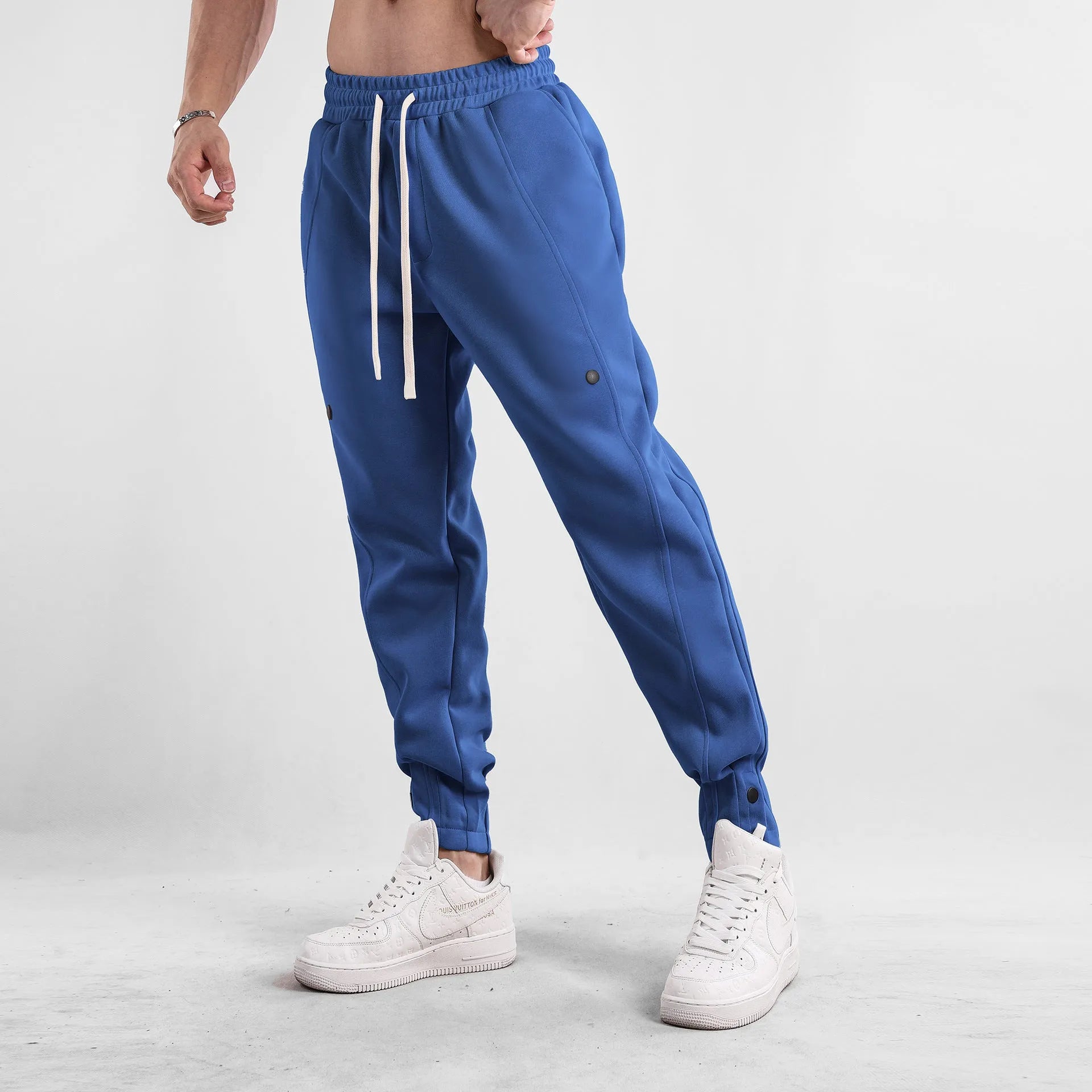 Men's loose fit casual sports trousers in cotton, mid waist, available in multiple colours