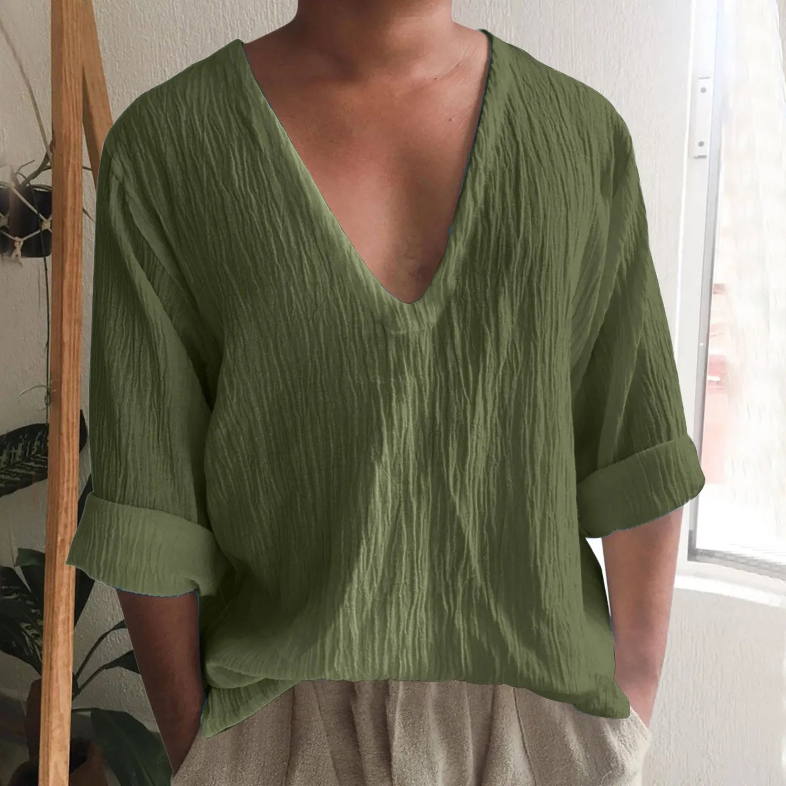 Men's long sleeve V-neck t-shirt in washed cotton fabric, solid colour option with British style design