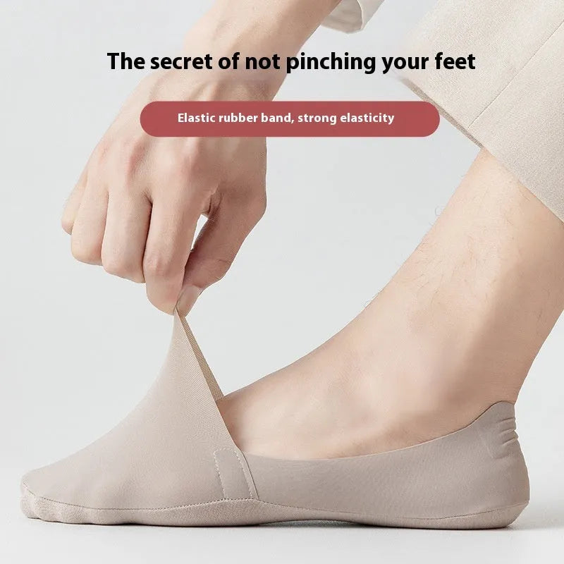 Men's low-cut seamless socks in ice silk fabric with pure cotton sole, shown in multiple colours.