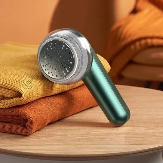 Green pilling ball remover fabric shaver with USB charging port, 8W, for removing lint and fuzz from sweaters