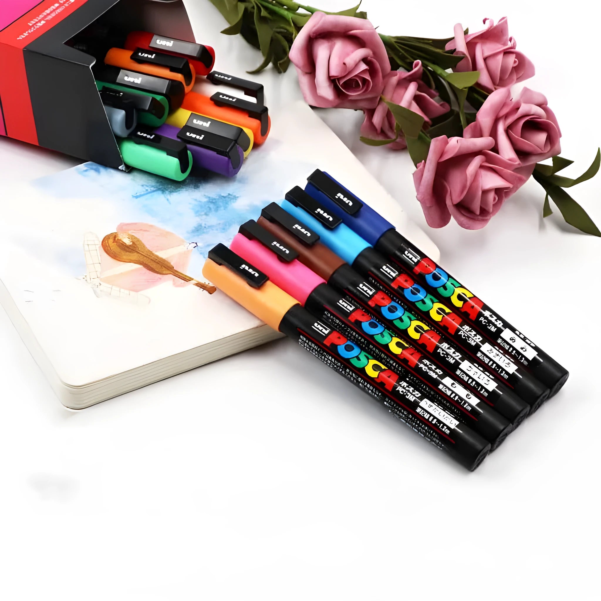Doodle acrylic marker 8 colour set with 0.9 mm tips in a plastic case.