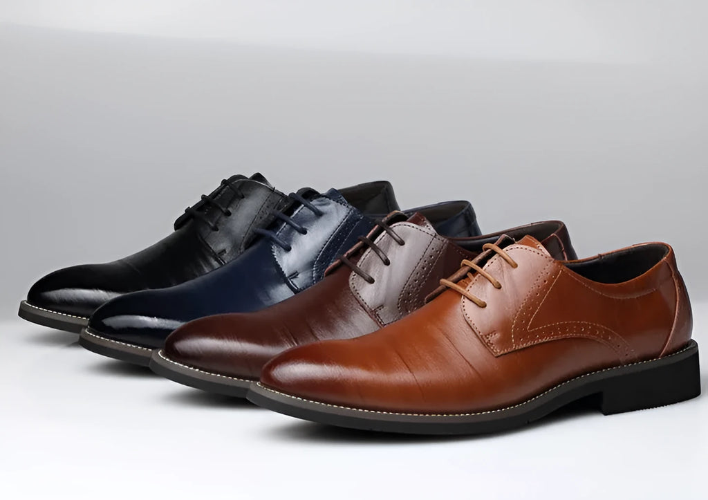 Men's artificial leather business shoes with rivet detail, plain pattern, rubber sole in black colour, size 38-48