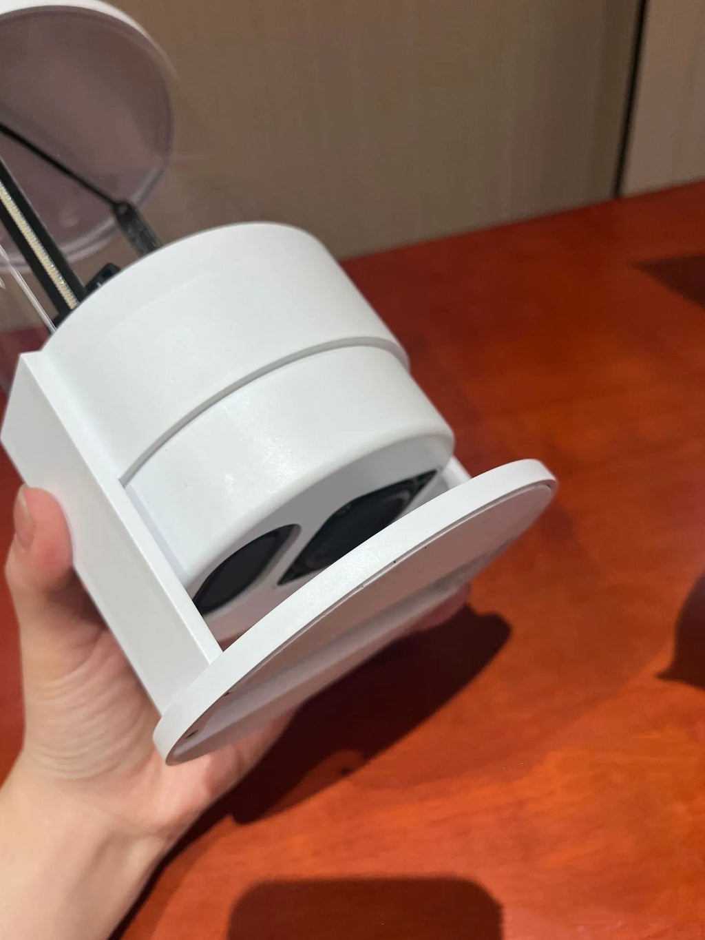 360-degree 3D holographic fan Bluetooth speaker with 10cm cylindrical screen and 160 LEDs in white