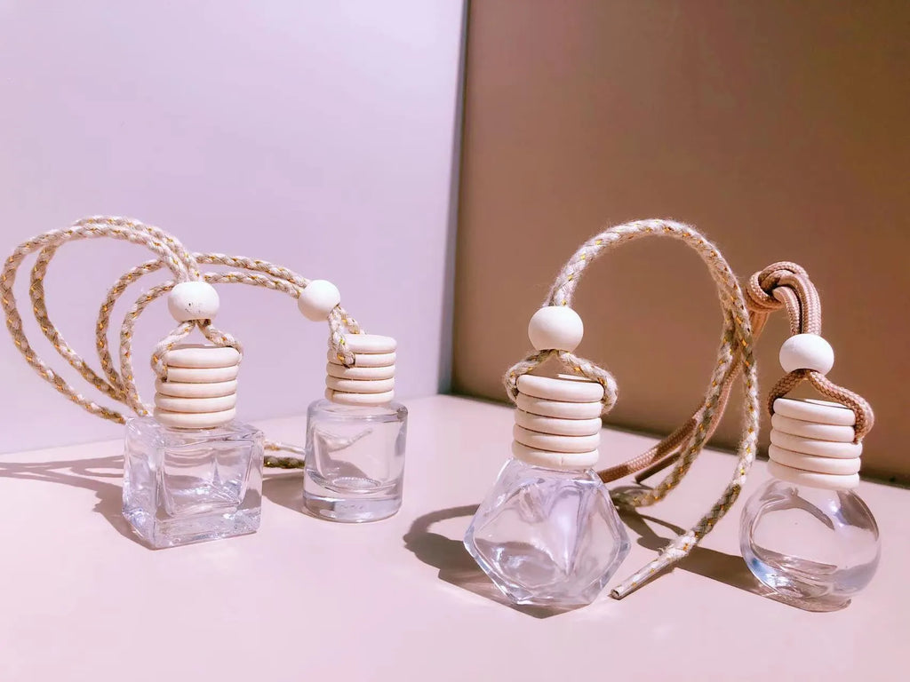 Car perfume pendant fragrance in glass bottle with cylinder, diamond, flat drum and square style options