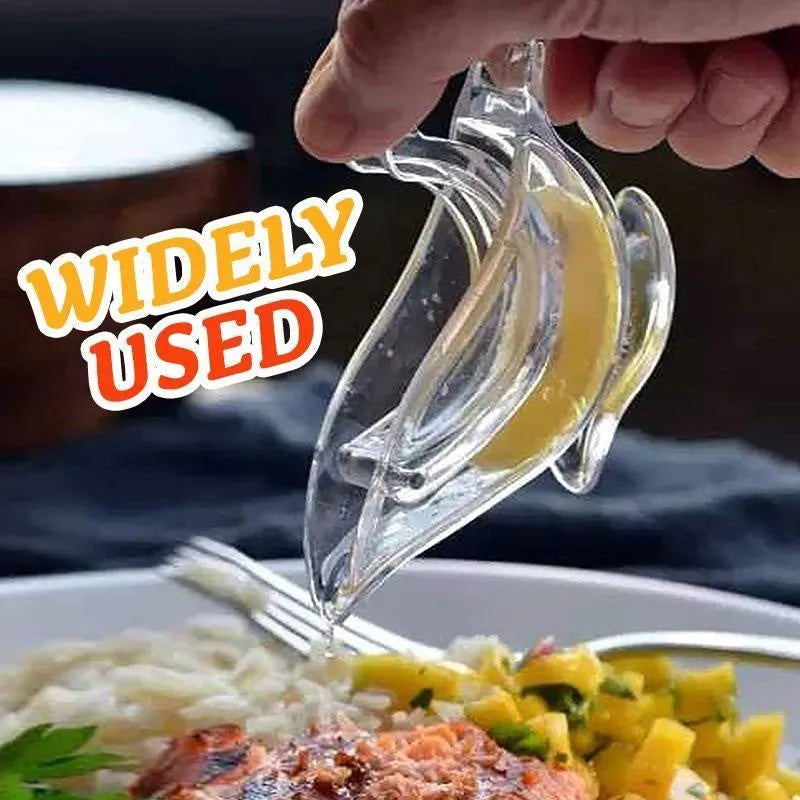 Transparent acrylic manual lemon juicer with bird design for fresh citrus extraction