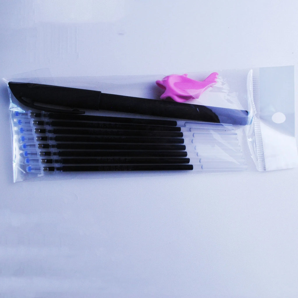 Plastic automatic fading ink pen set with 0.5mm tip and eight blue refills on a white background.