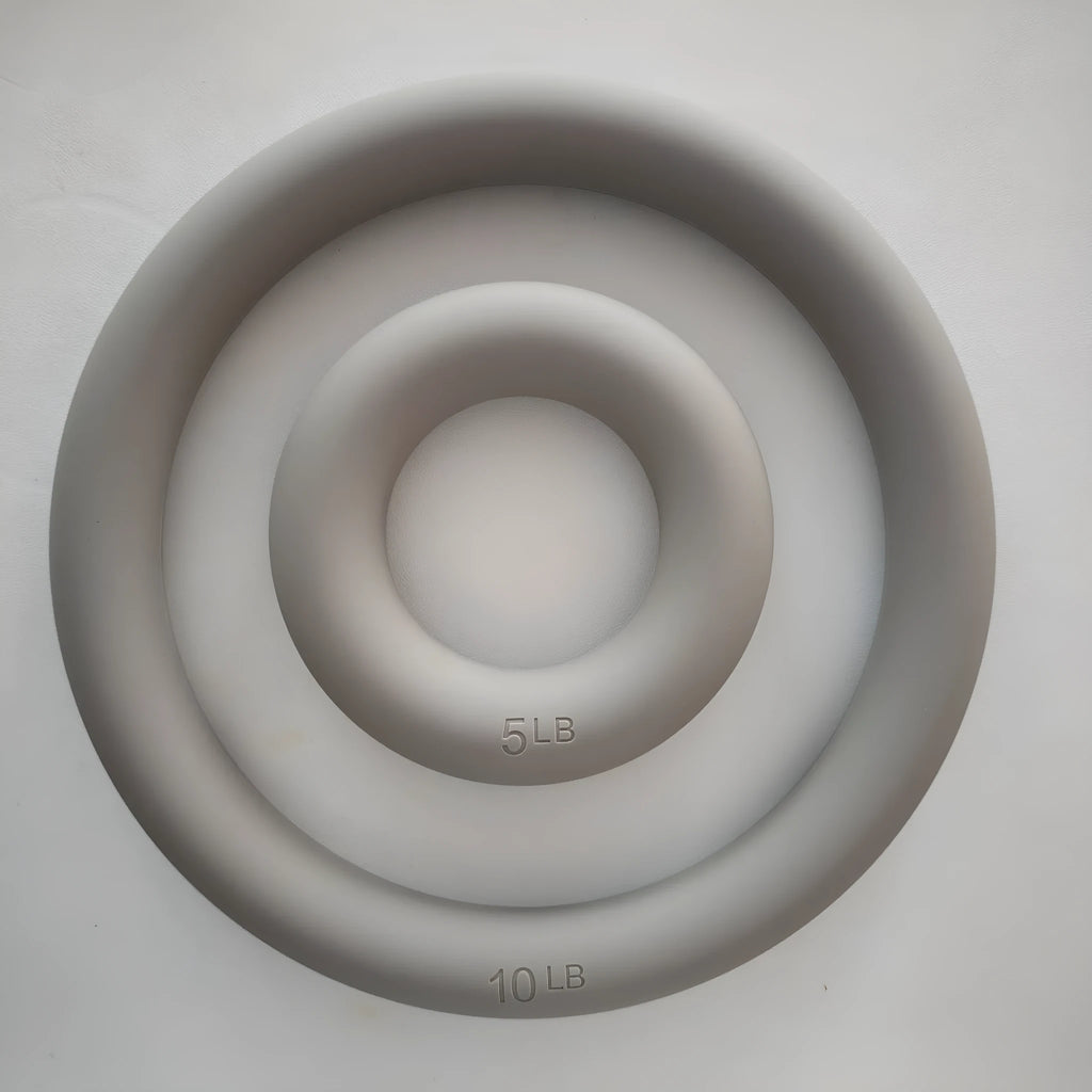 Glossy yoga weight ring in 5 lb or 10 lb silicone iron, available in black, pink, gray green, milk tea, flesh pink, and beige.
