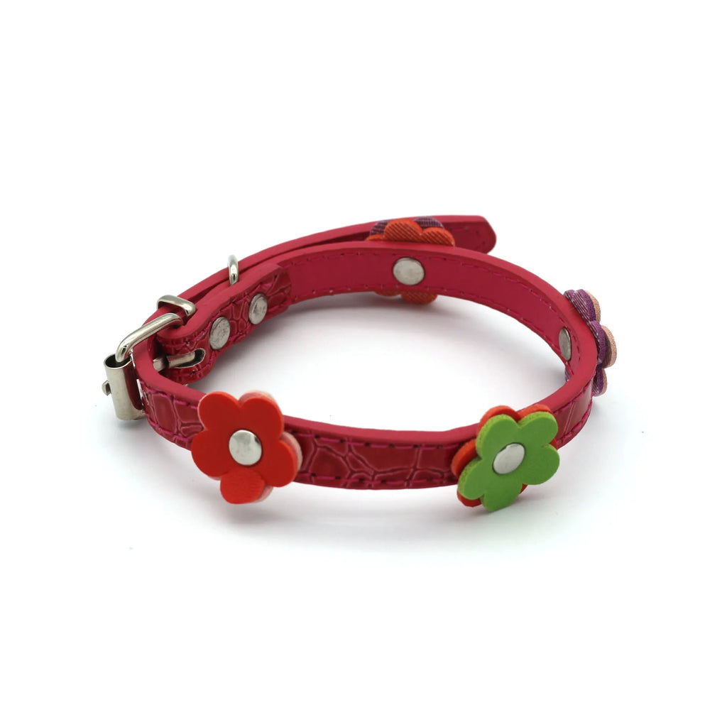 Small dog and cat collar, 1.5cm wide PU, flower pattern, shown in red, green, black and rose