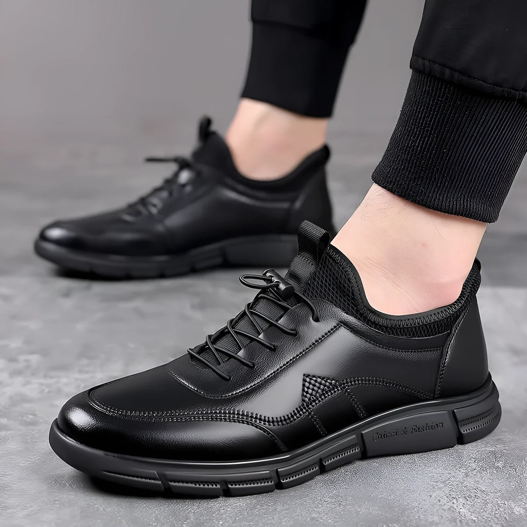 Men's black casual leather business shoes with a round toe and square low heel.