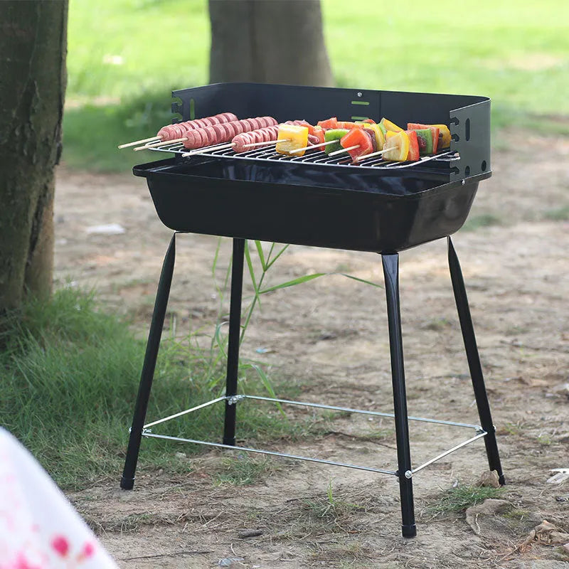 Portable metal barbecue grill, 29x12x44cm, with black grill rack disk for camping and outdoor use