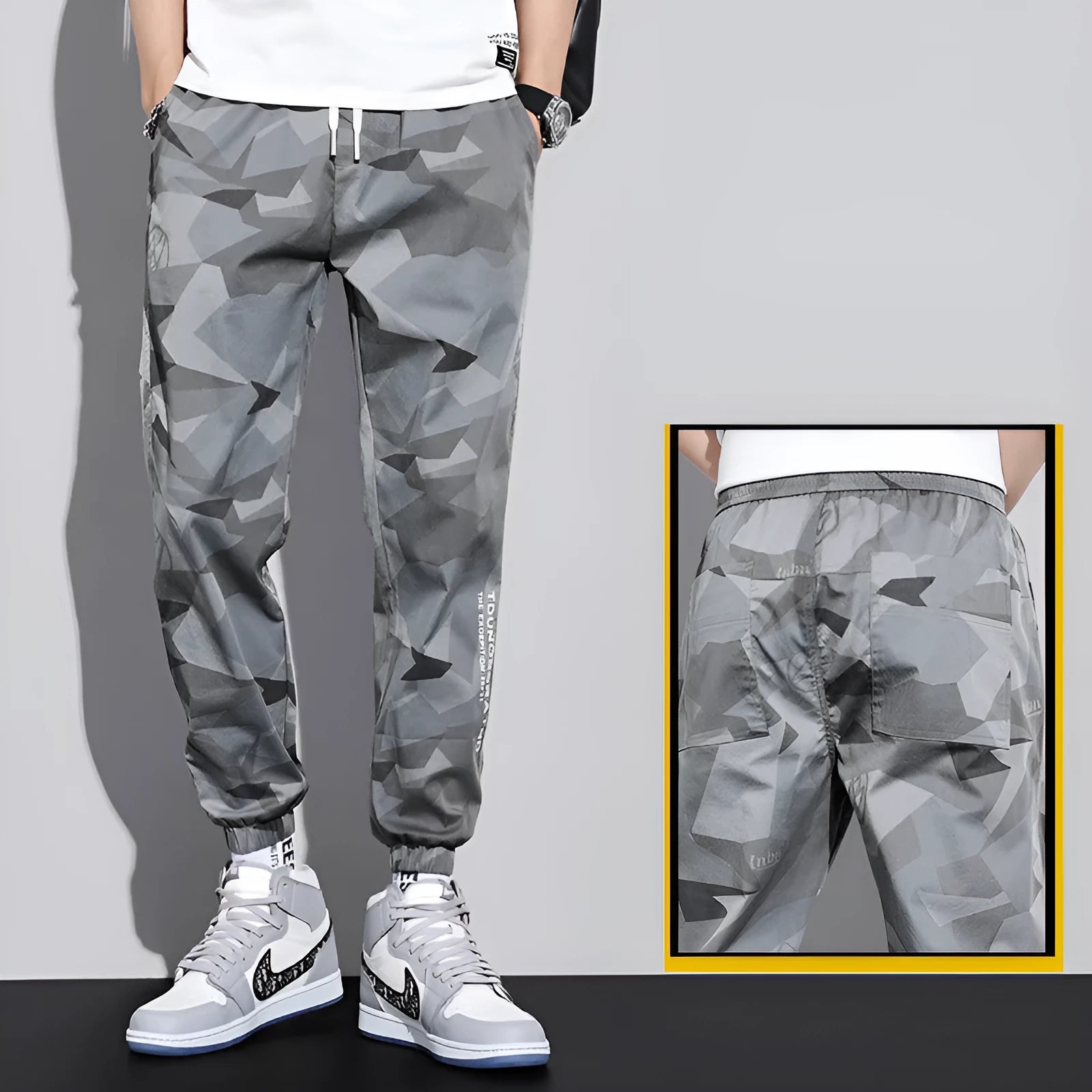 Men's camouflage cotton straight leg loose-fit trousers in Army Green