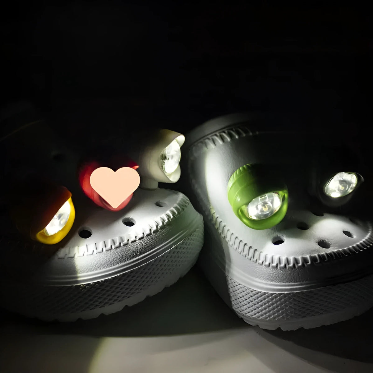 Camping warning shoe light in PVC, 4.5cm size, available in nine colours for outdoor use