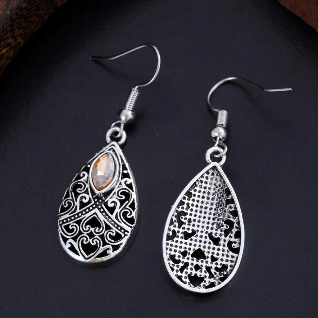 Retro water droplet drop earrings for women, alloy, 2.5 cm length, three style options