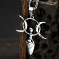 Silver alloy U-shaped drop-shaped Viking pagan goddess pendant on a clavicle chain
