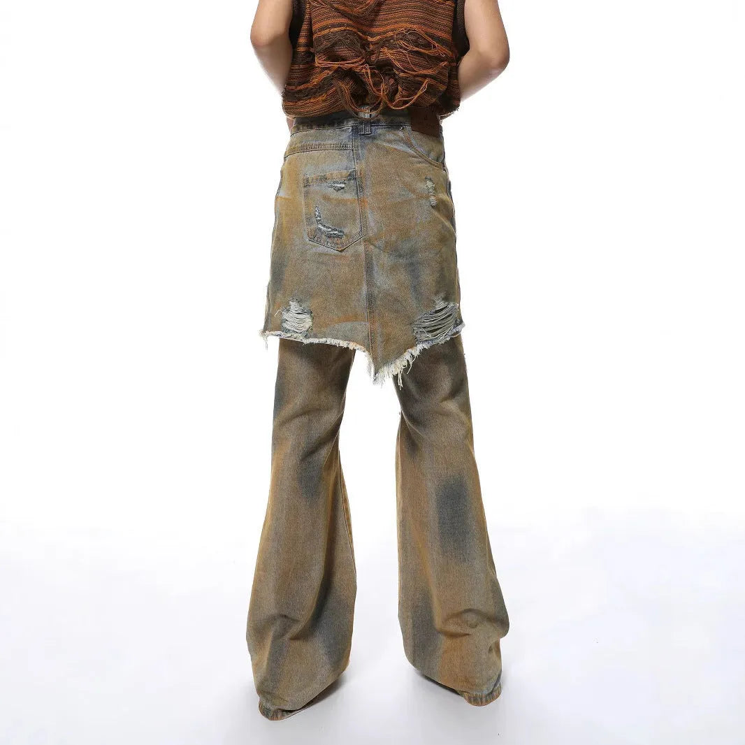 Women's loose bootcut jeans with high waist and street style design in denim fabric