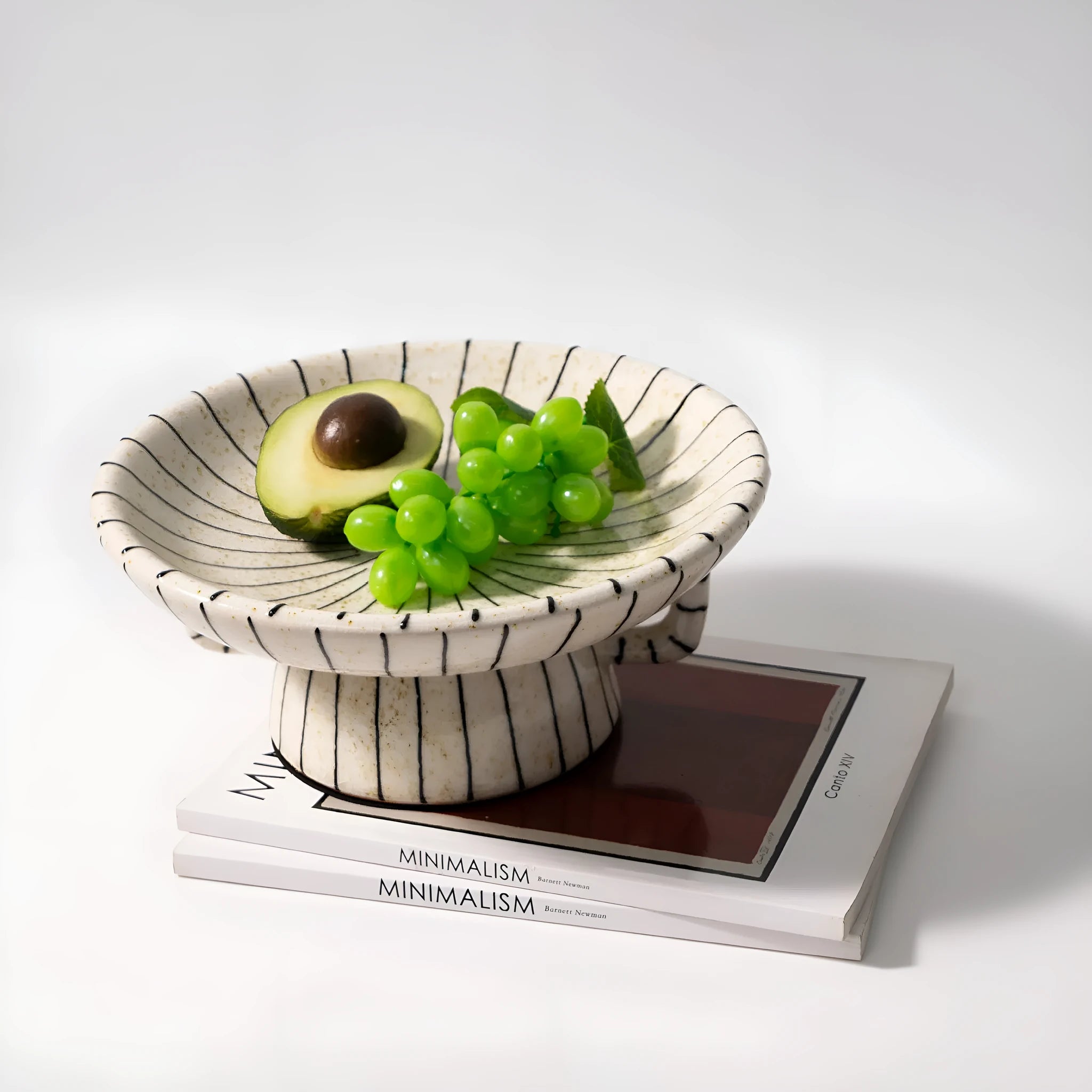 Black and white striped synthetic resin dessert plate for fruit or retro home decor